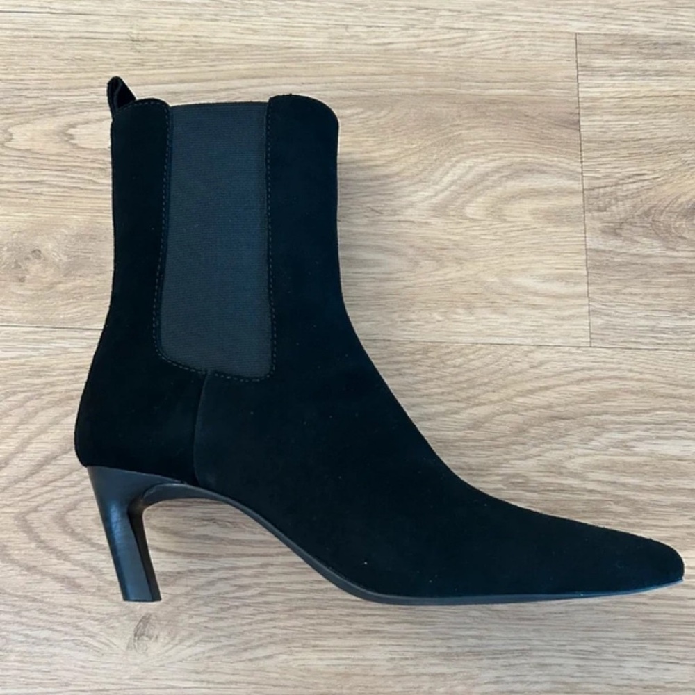 Elegant Black Heeled Ankle Boots for Women